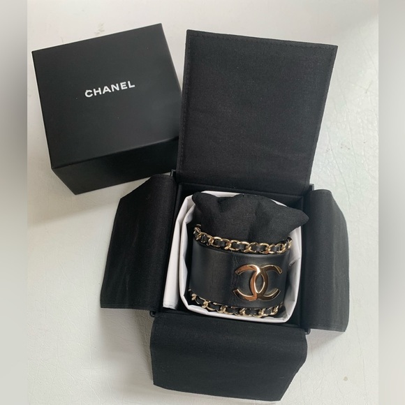 CHANEL Black Lambskin Leather Cuff Bracelet Gold Chain Trim - Picture 4 of 9